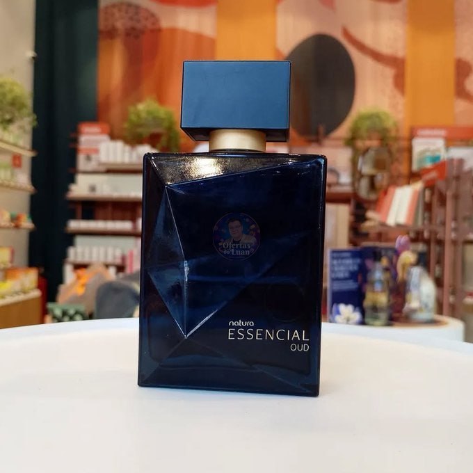 Perfume Essencial Oud Masculino Natura Deo Parfum 100ml